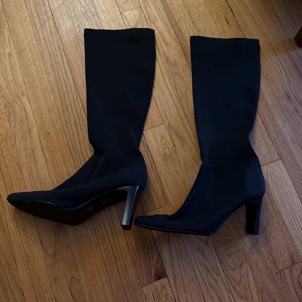 Lord & Taylor Black Heeled Boots